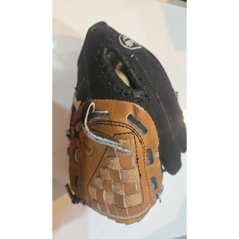 Louisville Swagger Genesis 1884 Series t-ball glove